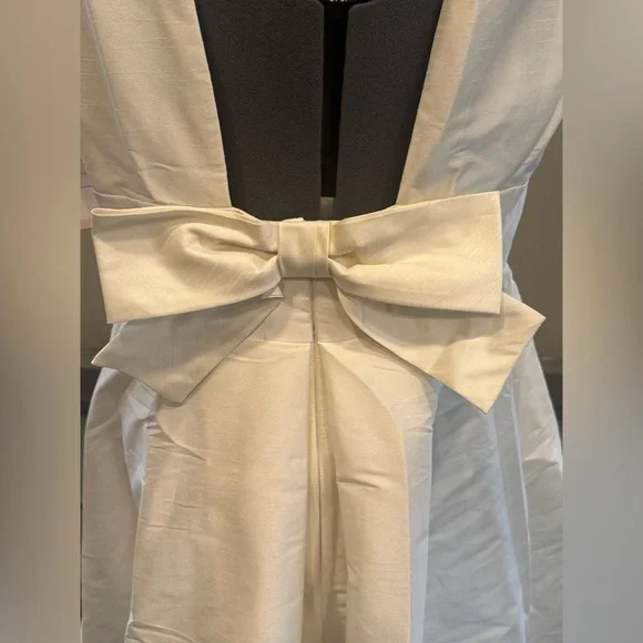 Elegant White Sleeveless Dress by‎ Alfred Sung Size 14 Sample NWT - Picture 5 of 7